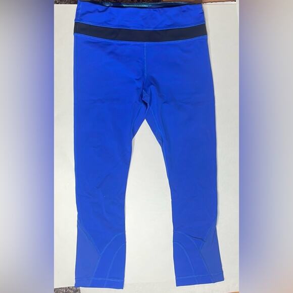Lululemon run inspire ll crop (mesh) in harbor blue / black - Picture 4 of 11